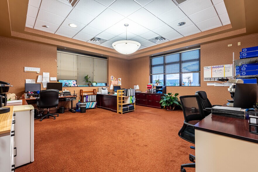 More Photos Of 16105 S La Grange Rd, Orland Park Medical For Lease