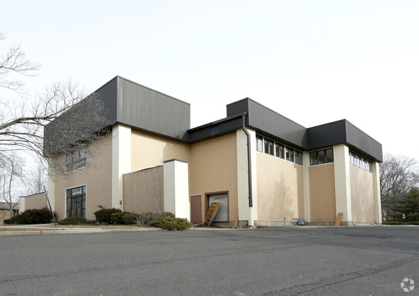 More Photos Of 1238 Rt 34, Aberdeen Office For Lease
