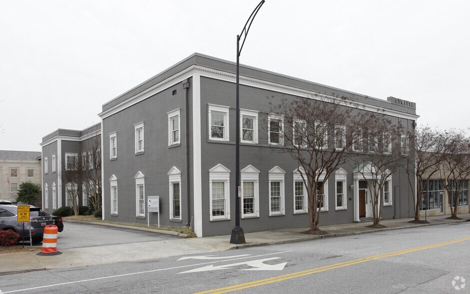 More Photos Of 330 E Coffee St, Greenville Office For Lease