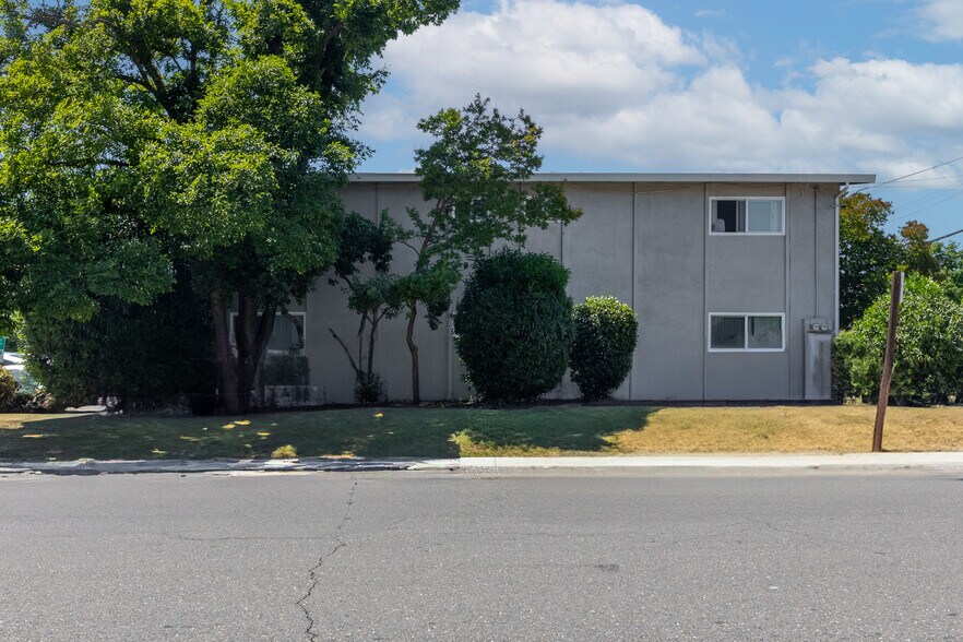 More Photos Of 3326 Lerwick Rd, Sacramento Apartments For Sale