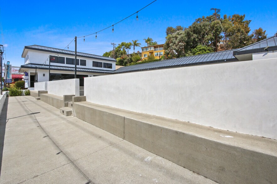 More Photos Of 8416-8432 Pershing Dr, Playa Del Rey Storefront Retail Office For Lease