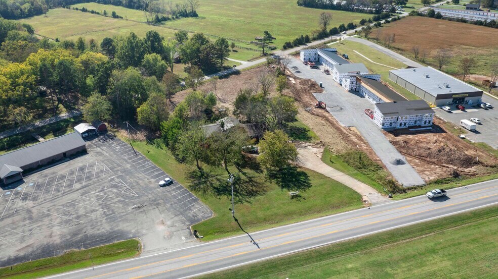 More Photos Of 2280 N Center St, Fayetteville Office For Sale