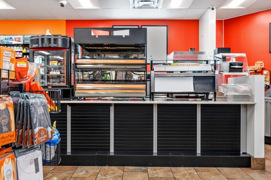 More Photos Of 2902 SW Port St Lucie Blvd, Port Saint Lucie Service Station For Sale