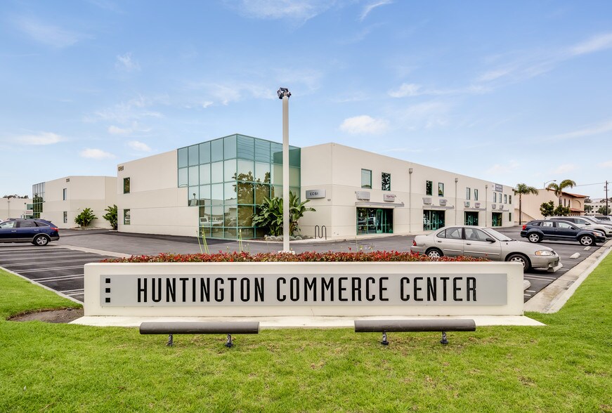 More Photos Of 5445 Oceanus Dr, Huntington Beach Warehouse For Lease
