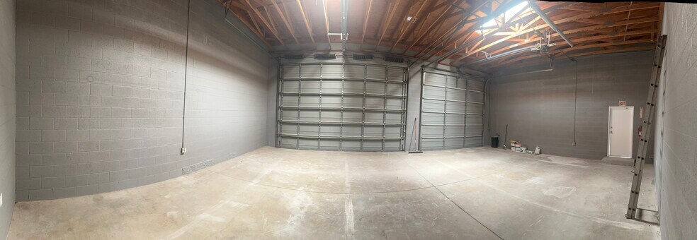 More Photos Of 229 S Olive Ave, Rialto Warehouse For Sale