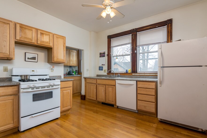 More Photos Of 31 Tremont St, Cambridge Apartments For Sale