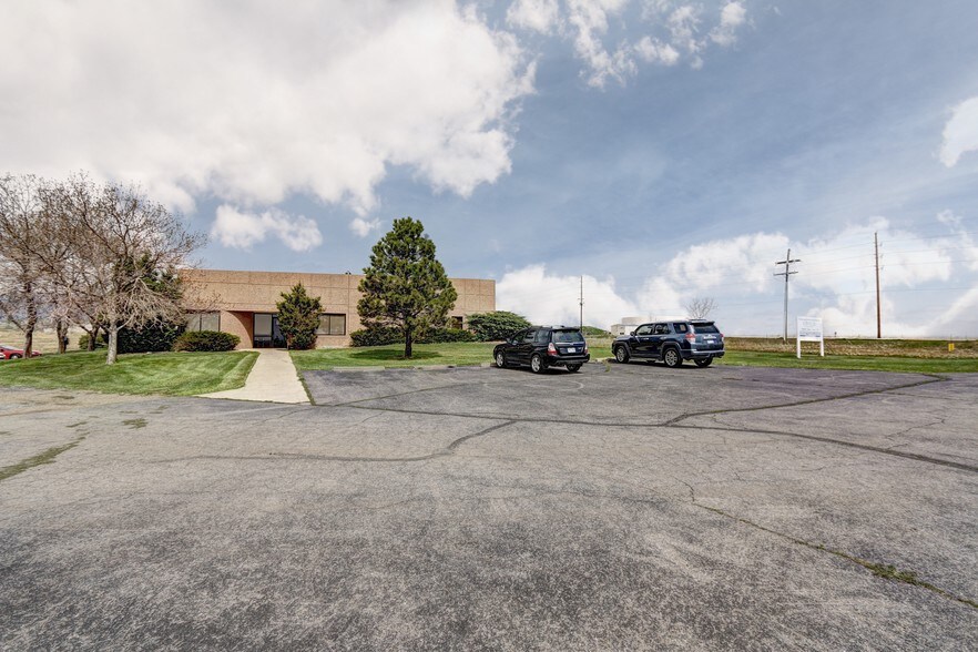 More Photos Of 16800 Highway 72, Arvada Flex For Lease