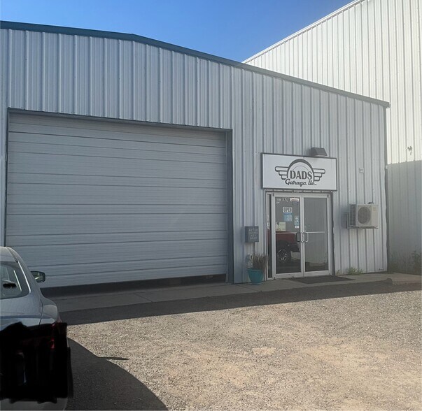 Primary Photo Of 7620 Investment Ct, Owings Flex For Lease