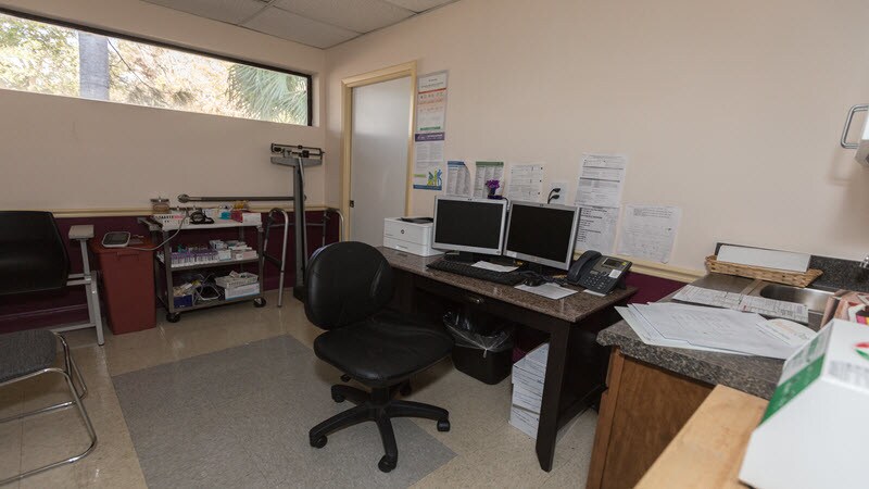 More Photos Of 1258 W Bay Dr, Largo Medical For Lease