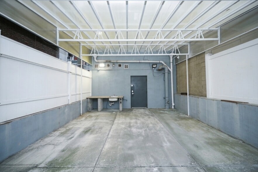 More Photos Of 174 Avenue S, Brooklyn General Retail For Sale