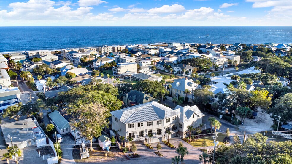 More Photos Of 104 17th st, Tybee Island Apartments For Sale