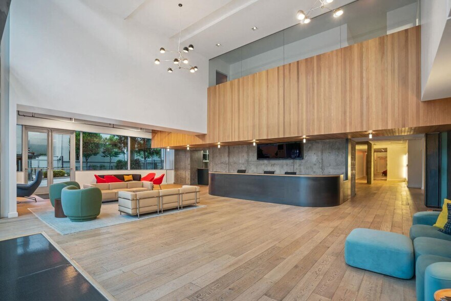 More Photos Of 6040 W Sunset Blvd, Los Angeles Office For Lease