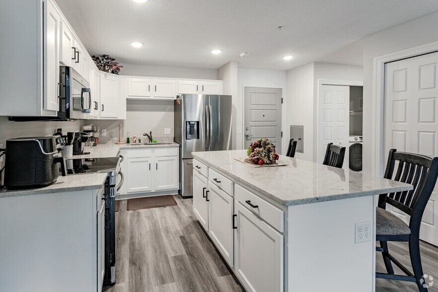 More Photos Of 2005 Frontage Rd N, Waite Park Apartments For Sale
