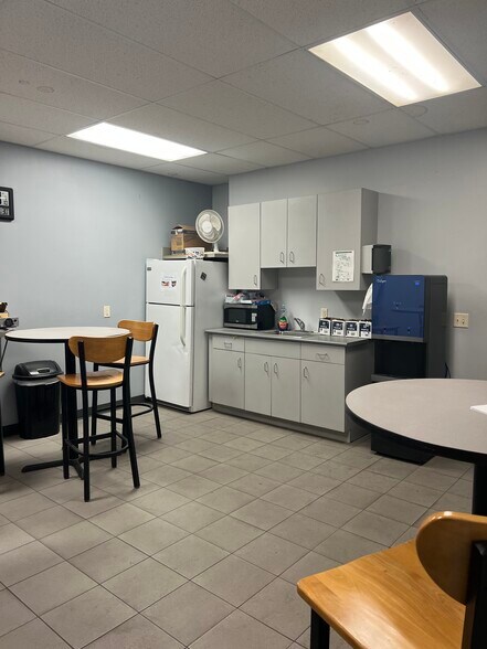 More Photos Of 26234 Minnesota 27, Pierz Service For Sale