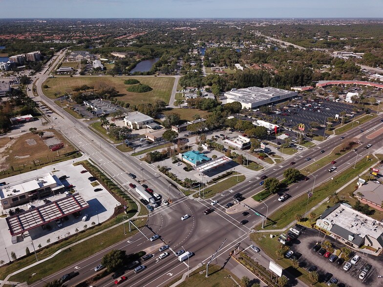 More Photos Of 13621 Cleveland Ave, North Fort Myers Convenience Store For Sale