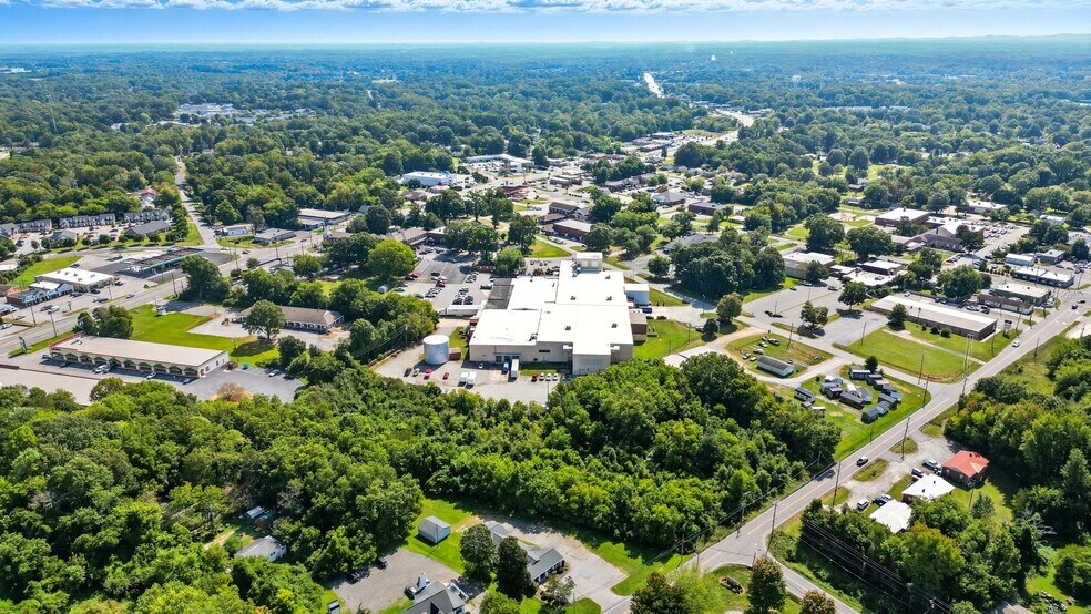 More Photos Of 11651 N Main St, Archdale Land For Sale