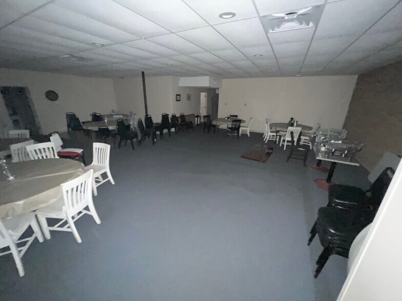 More Photos Of 1120 S 10th St, Frederick Restaurant For Sale