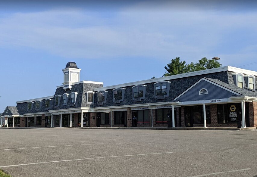 Primary Photo Of 431-457 W Liberty St, Medina Unknown For Lease