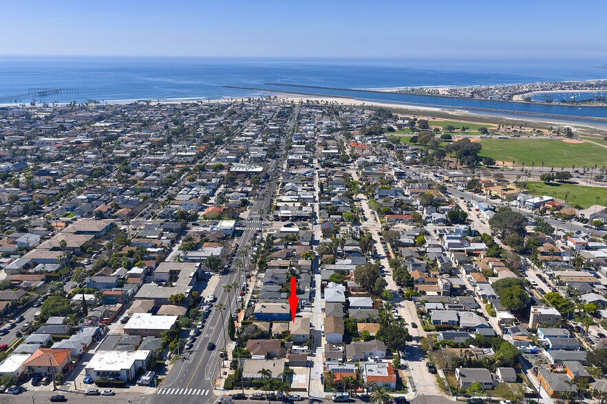 More Photos Of 4618 Voltaire St, San Diego Multifamily For Sale