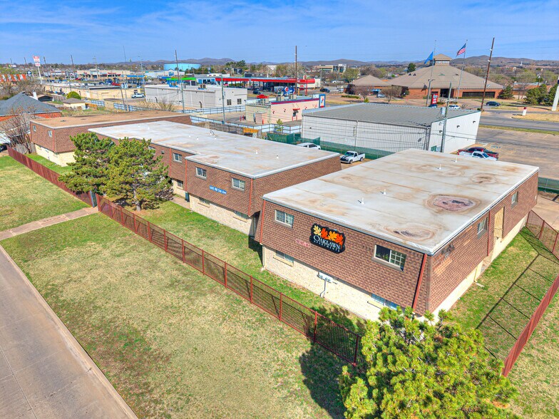 More Photos Of 6401 NW Oak Ave, Lawton Apartments For Sale