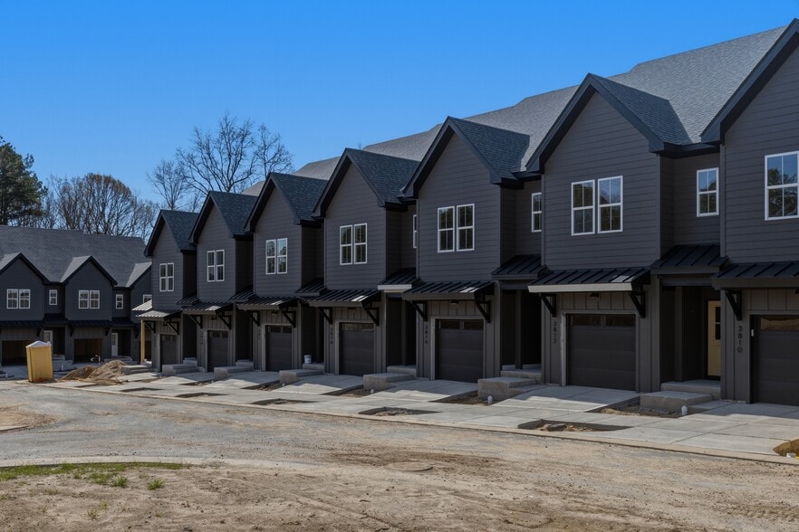 Primary Photo Of 3824 Mitchell Mill Rd, Raleigh Apartments For Sale