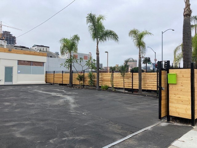 More Photos Of 912 E 3rd St, Long Beach Freestanding For Sale