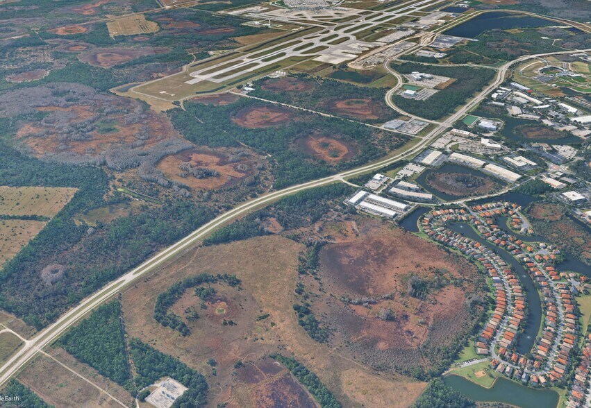 More Photos Of 12891 Commerce Lakes Dr, Fort Myers Showroom For Sale