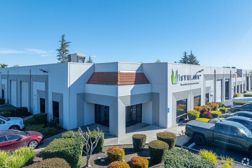 More Photos Of 3920 W Capitol Ave, West Sacramento Warehouse For Sale