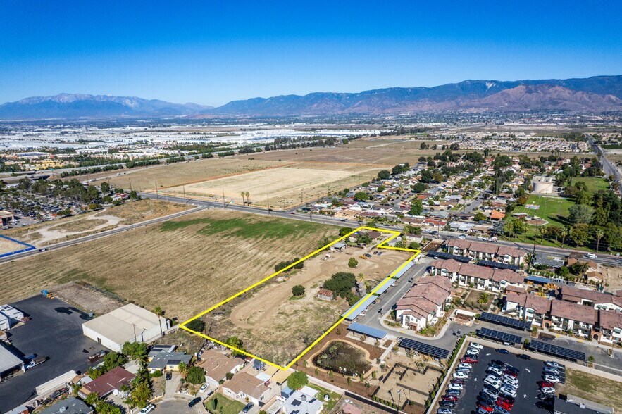 More Photos Of 831 W Lugonia Ave, Redlands Land For Sale