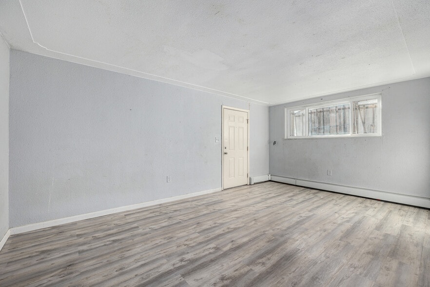 More Photos Of 1634 Boston St, Aurora Apartments For Sale
