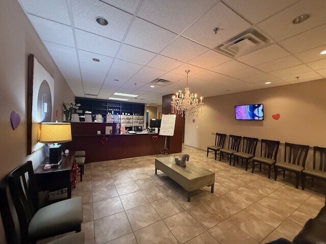 More Photos Of 6150 Metrowest Blvd, Orlando Medical For Lease