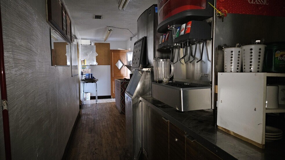 More Photos Of 100 4th Ave, Fort Garland Restaurant For Sale