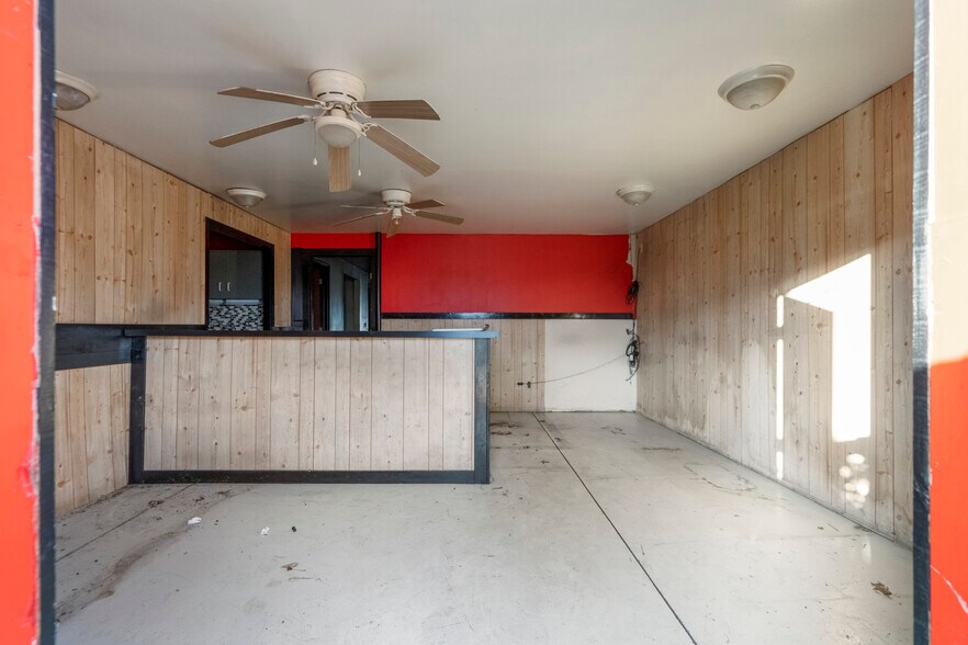 More Photos Of 12 S 111th Ave, Tulsa Service For Lease