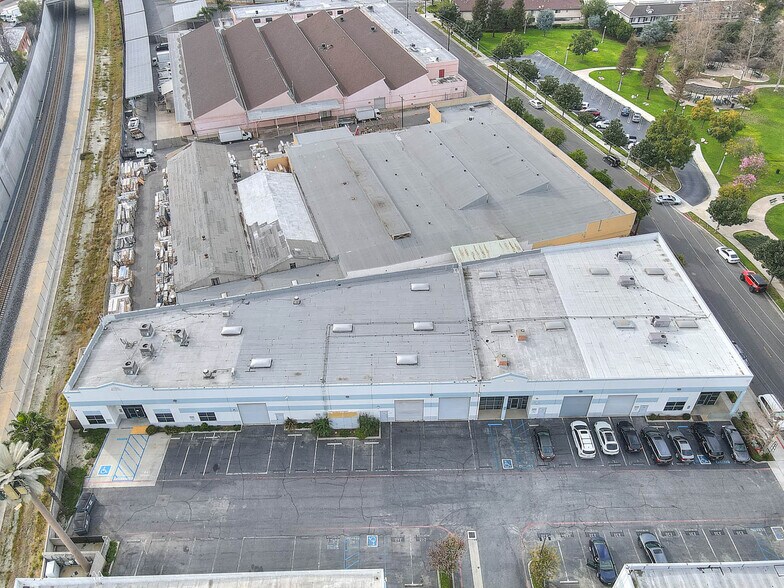 More Photos Of 236 Clary Ave, San Gabriel Warehouse For Lease