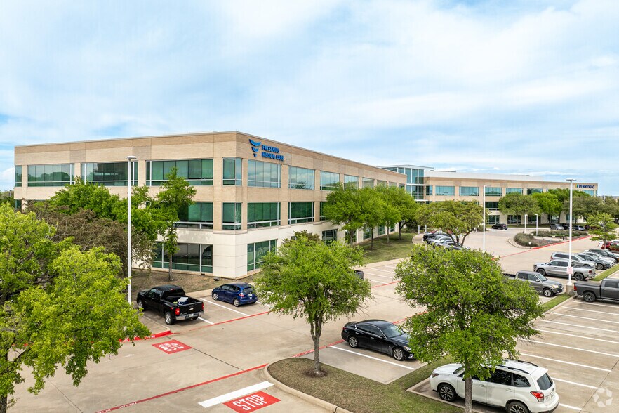 More Photos Of 2201 W Plano Pky, Plano Office For Lease