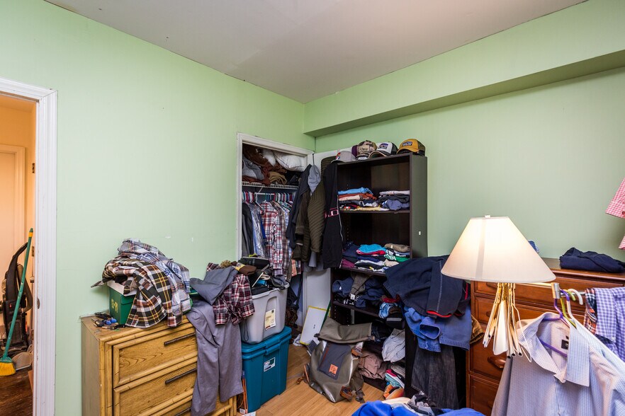 More Photos Of 1434 S 5th St, Philadelphia Apartments For Sale