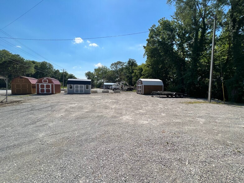 More Photos Of 3586 US HWY 42, Warsaw Office For Sale