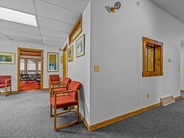 More Photos Of 200 W Town St, Norwich Office For Sale