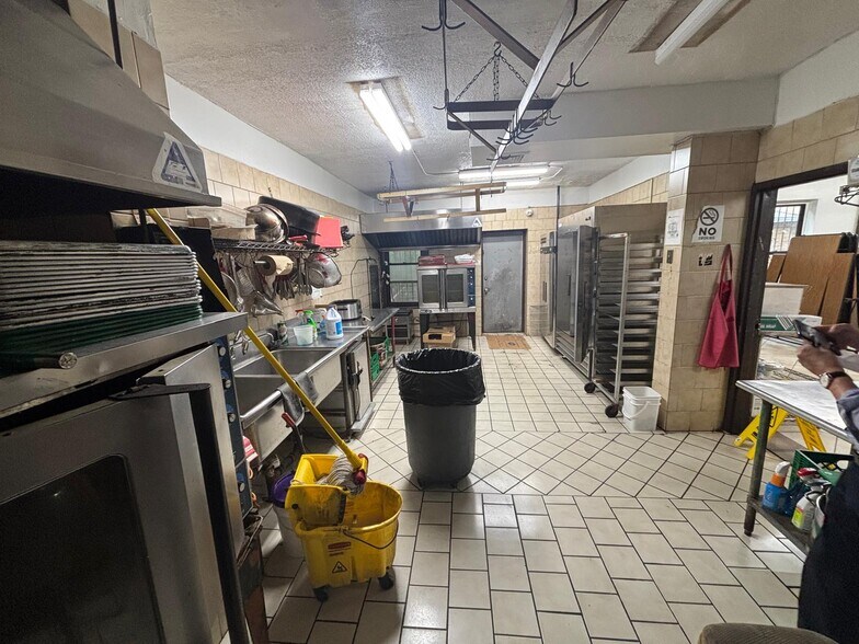 More Photos Of 860 E 27th St, Brooklyn Apartments For Sale