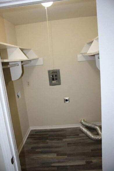 More Photos Of 1905 Jefferson Ave, Memphis Apartments For Sale