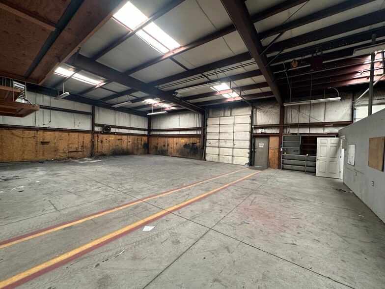 More Photos Of 352 Van Buren Ave, Salt Lake City Manufacturing For Sale