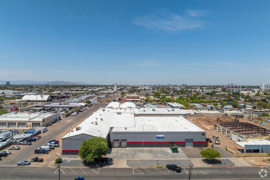 More Photos Of 260 S Hibbert St, Mesa Warehouse For Lease