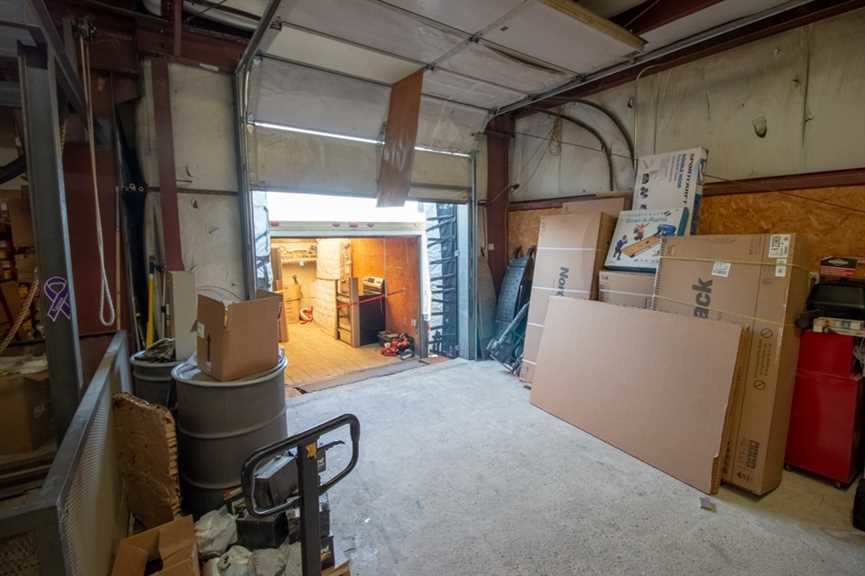 More Photos Of 720 S Westwood Blvd, Poplar Bluff Showroom For Sale