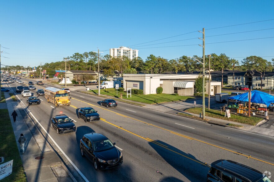 More Photos Of 5730 University Blvd W, Jacksonville Restaurant For Lease