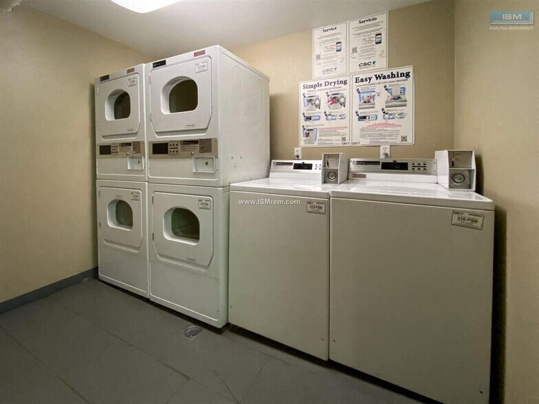 More Photos Of 1239 W 30th St, Los Angeles Apartments For Sale