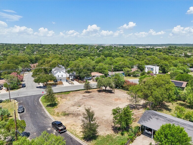 More Photos Of 3101 Northeast Dr, Austin Land For Sale