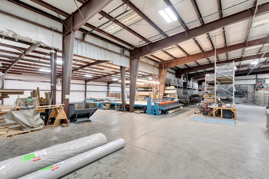 More Photos Of 300 W 28th St, Chattanooga Manufacturing For Sale