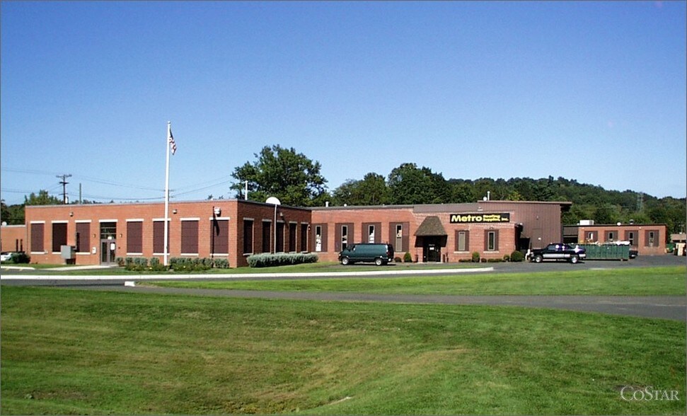 Primary Photo Of 30 Shelter Rock Rd, Danbury Light Distribution For Lease