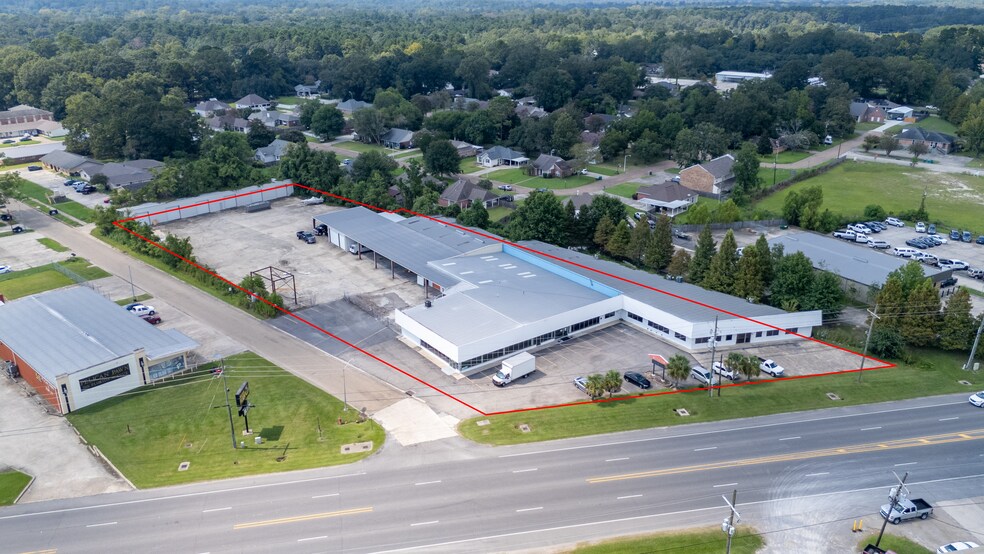 Primary Photo Of 947 Florida Ave SW, Denham Springs Flex For Sale