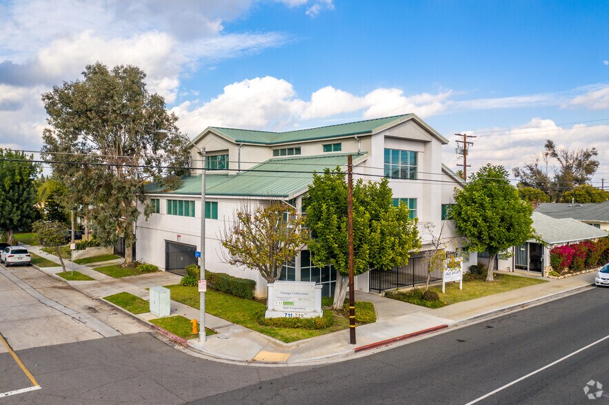 More Photos Of 711 E Wardlow Rd, Long Beach Office For Lease